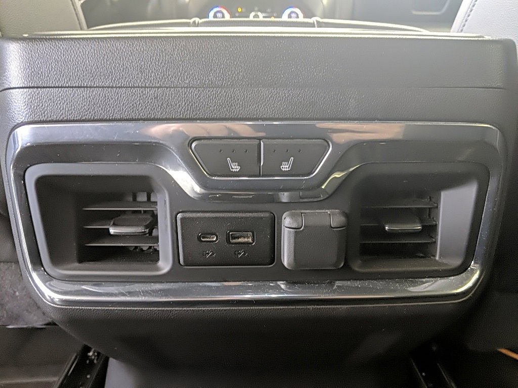 Used 2021 GMC Sierra 1500 AT4 image 16