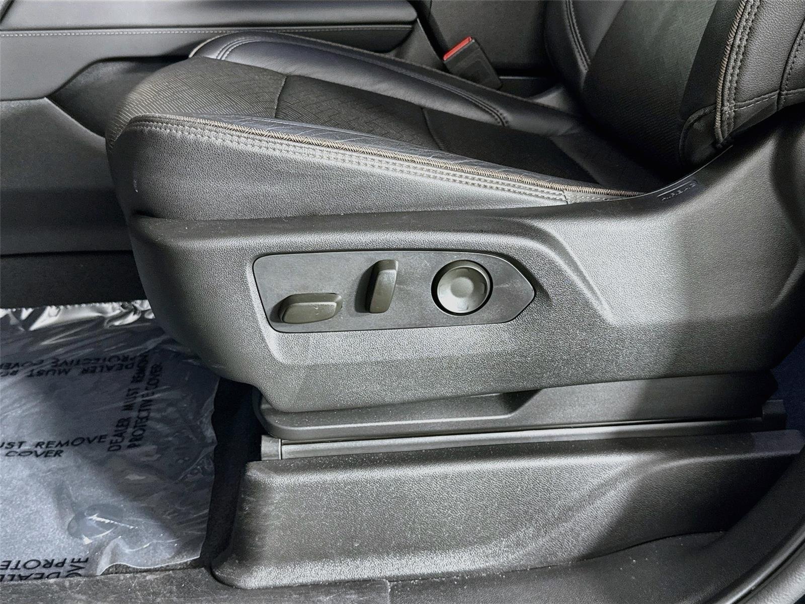Used 2023 Chevrolet Tahoe High Country AWD/4WD image 22