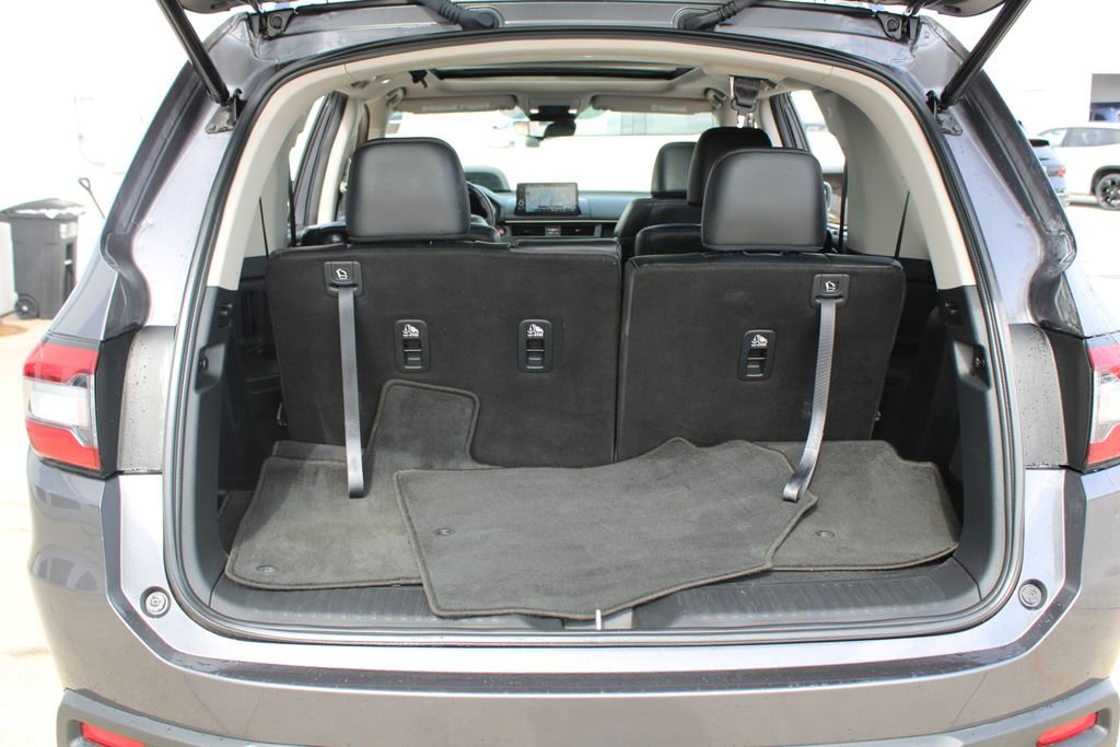Used 2023 Honda Pilot Touring image 32
