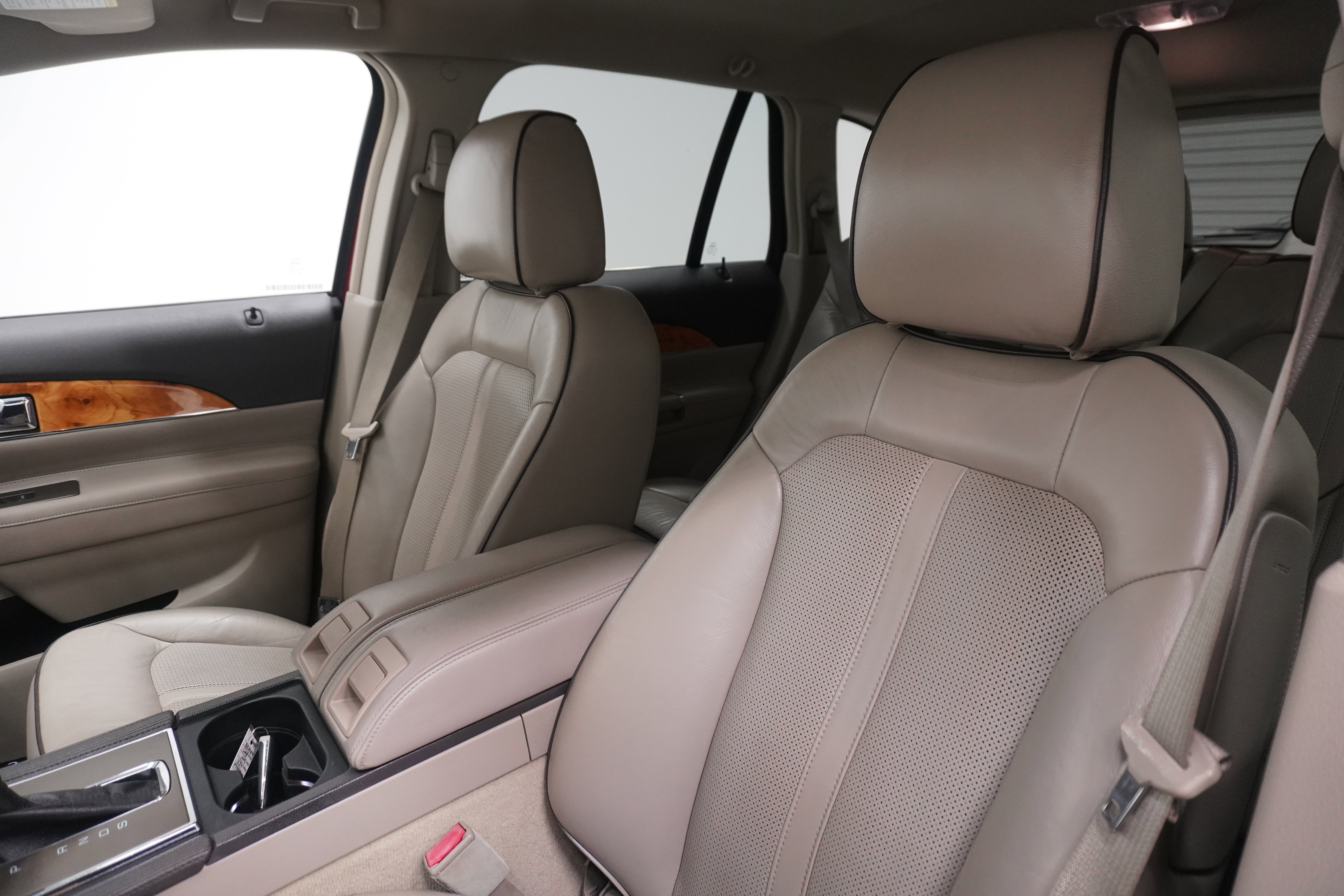 Used 2013 Lincoln MKX FWD image 10