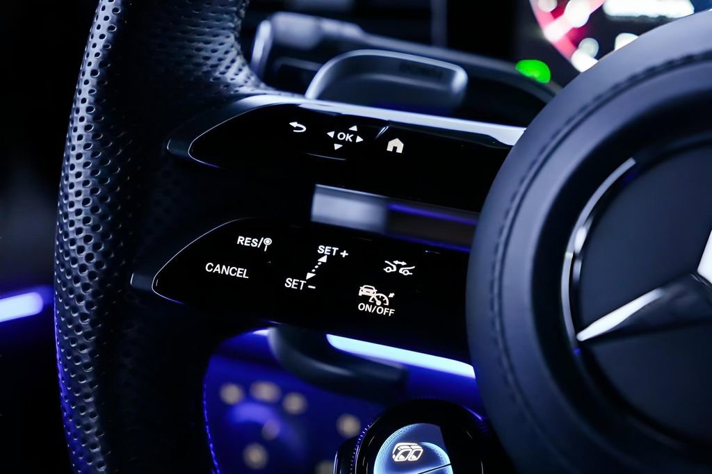 Used 2024 Mercedes-Benz GLS 63 AMG 4MATIC image 36