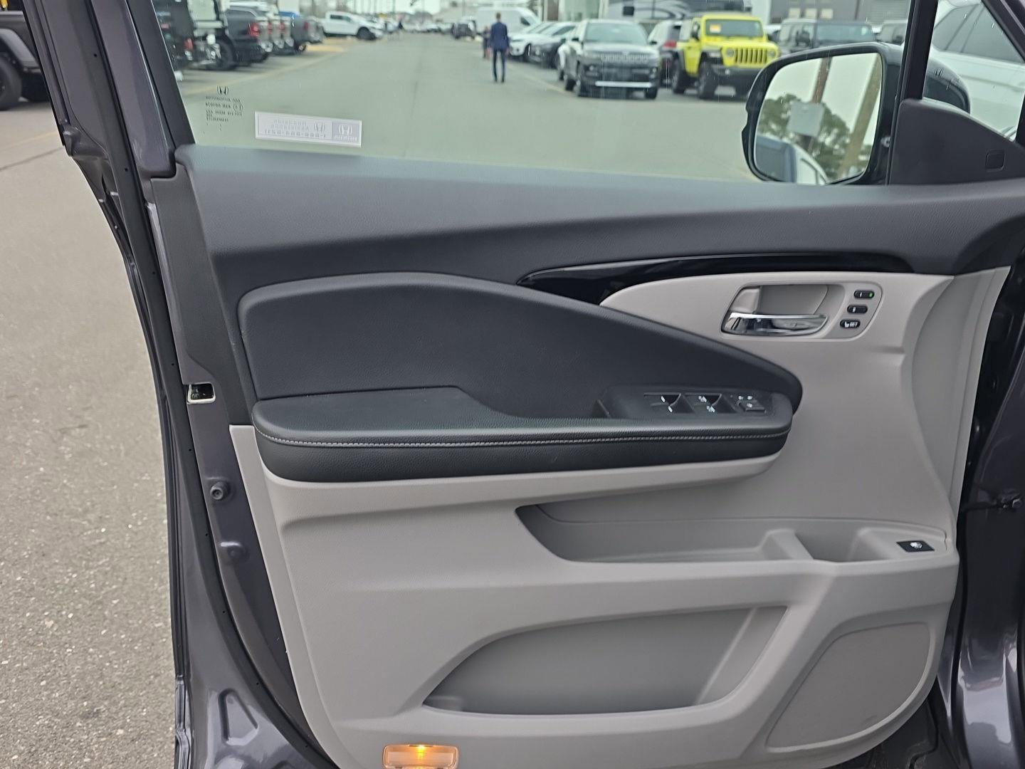 Used 2020 Honda Ridgeline RTL-E image 18