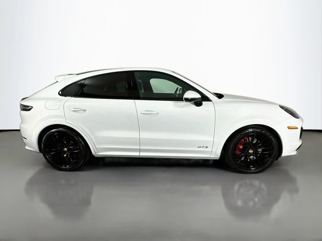 Certified 2023 Porsche Cayenne GTS AWD/4WD image 8