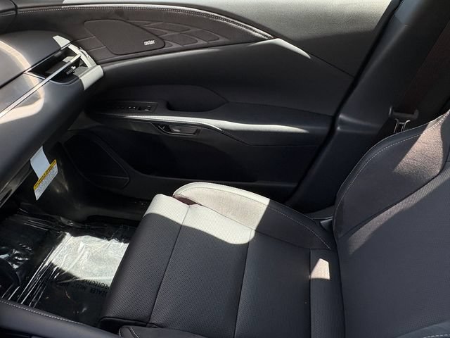 New 2026 Lexus RX 450h AWD image 18
