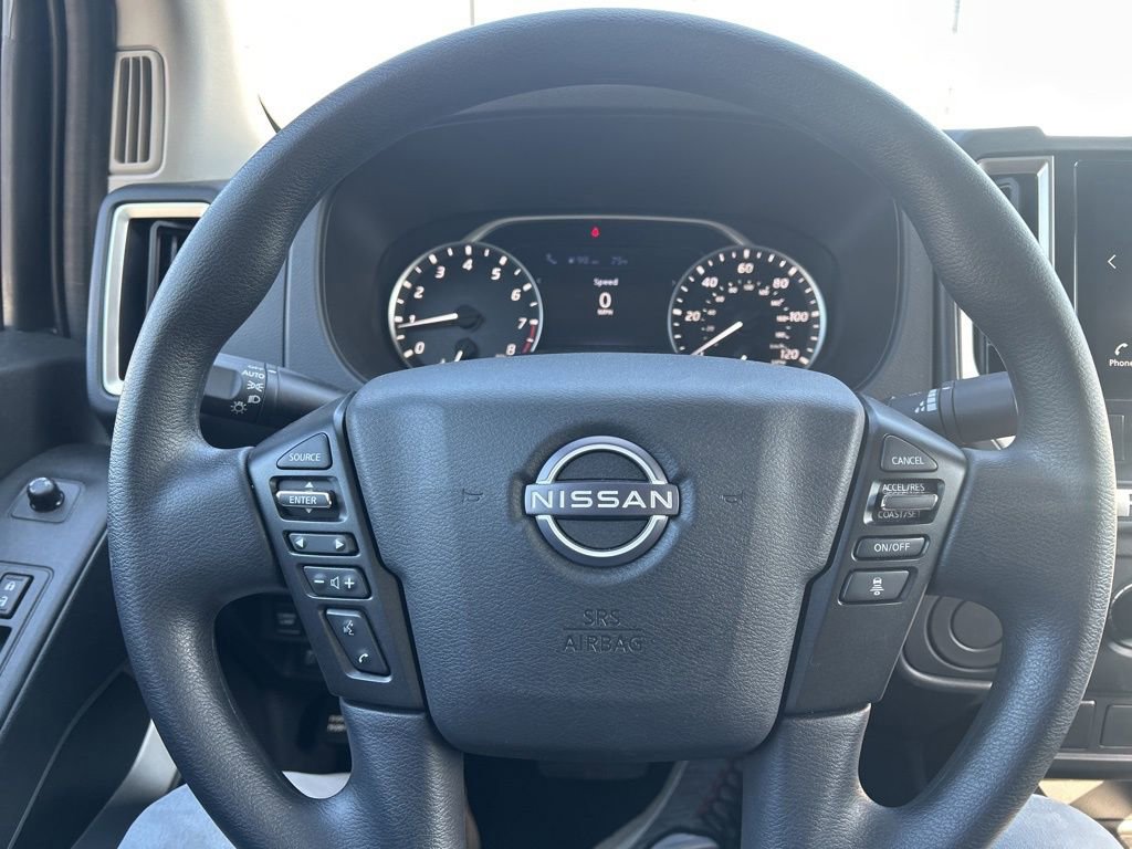 Certified 2025 Nissan Frontier SV image 18