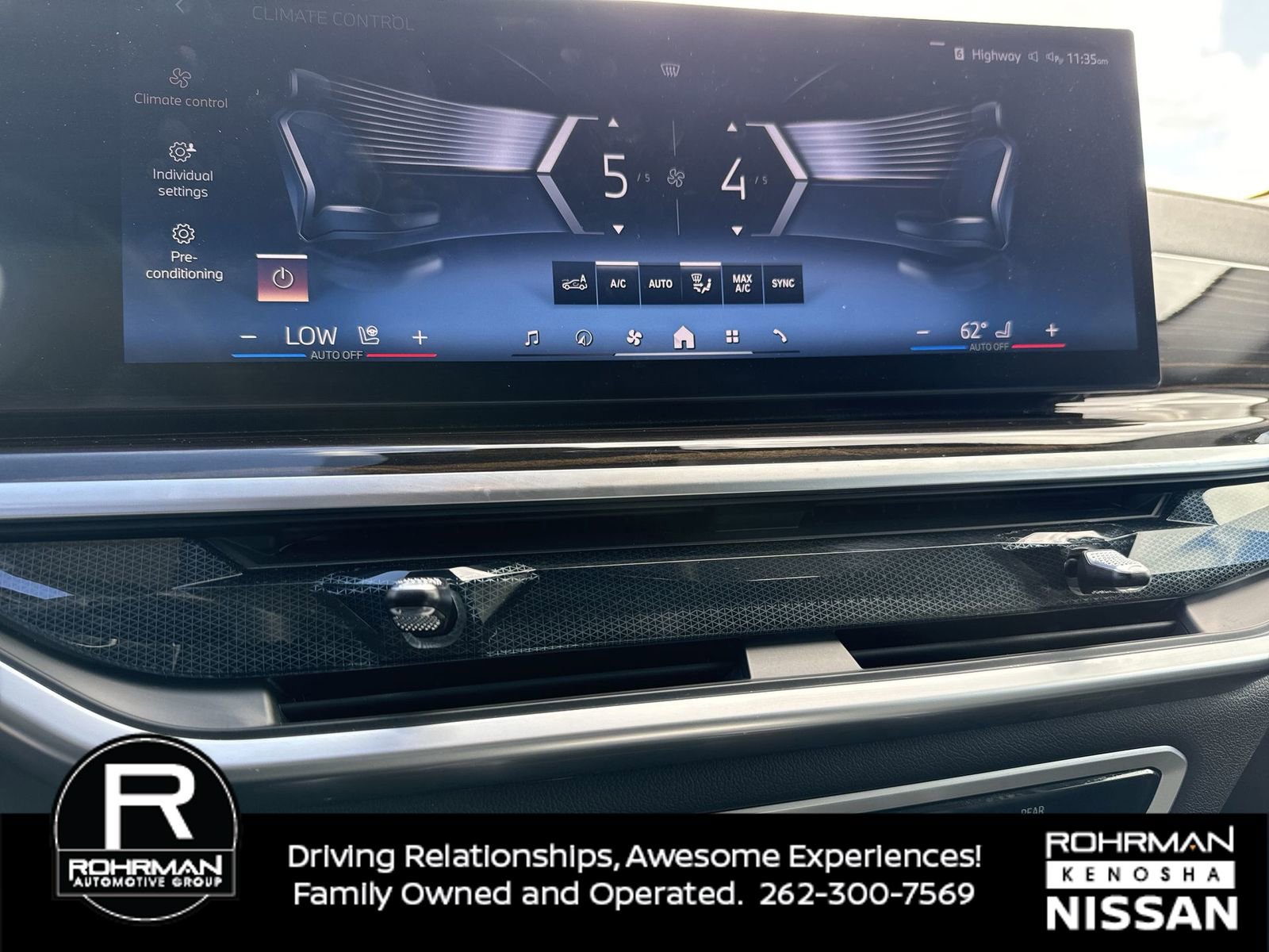 Used 2025 BMW X7 xDrive40i image 9