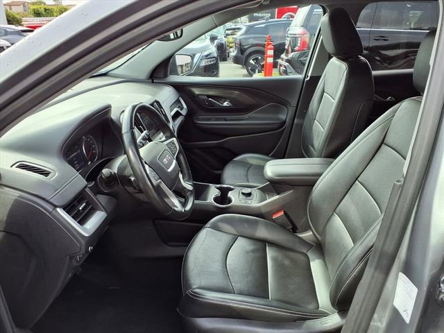 Used 2024 GMC Terrain SLT image 13