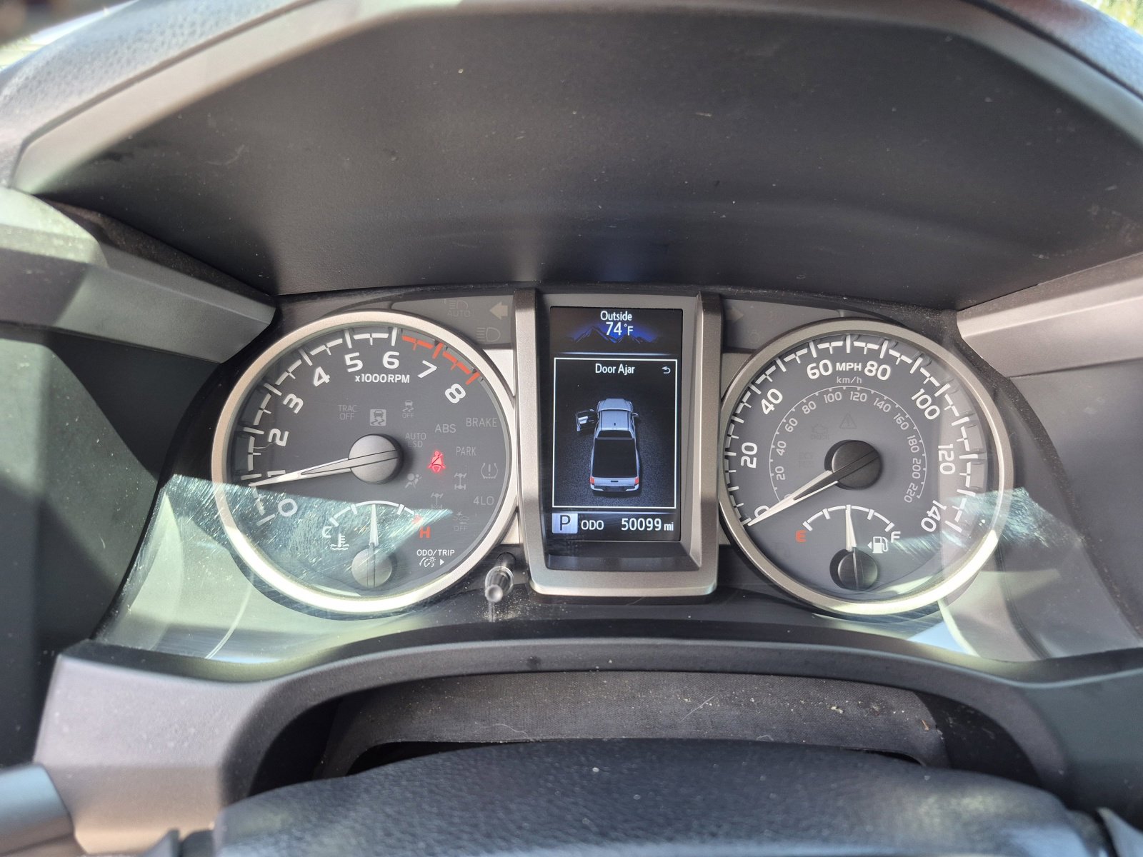 Certified 2021 Toyota Tacoma SR5 AWD/4WD image 10