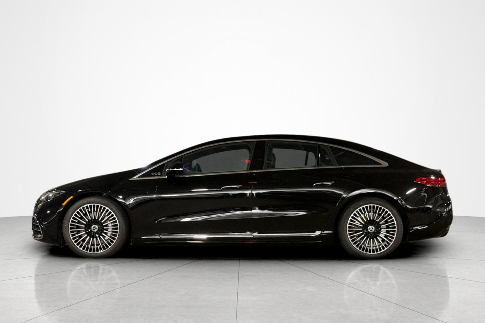 New 2026 Mercedes-Benz EQS 450+ 4MATIC Sedan image 2
