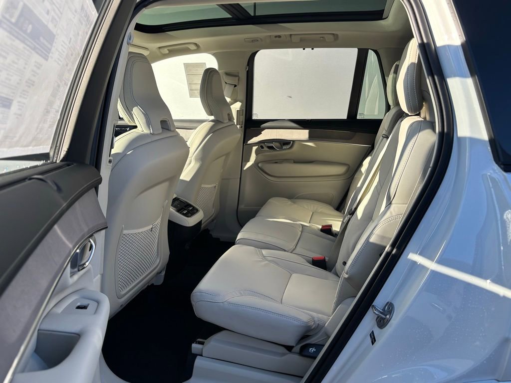 New 2026 Volvo XC90 B6 Ultra w/ Protection Package image 15