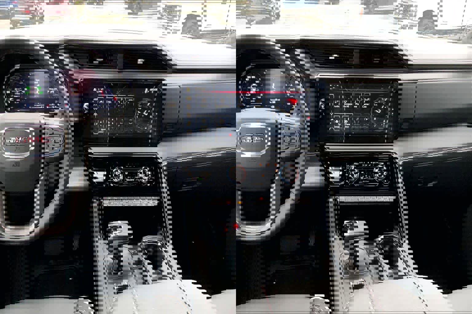 Used 2026 GMC Sierra 1500 AT4X image 7