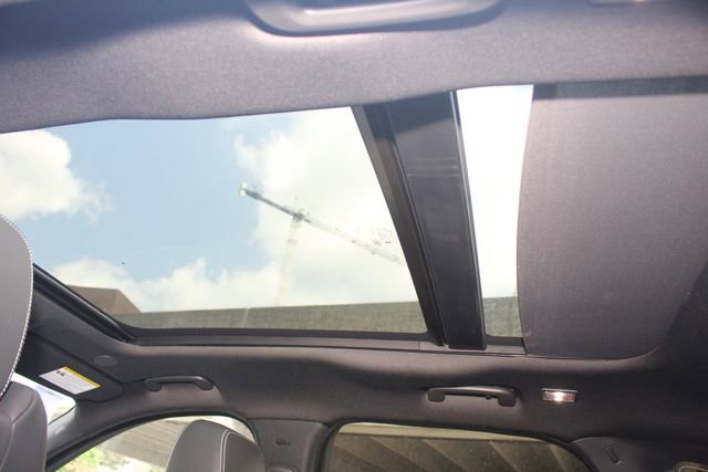 New 2026 Jaguar F-PACE R-Dynamic S image 23