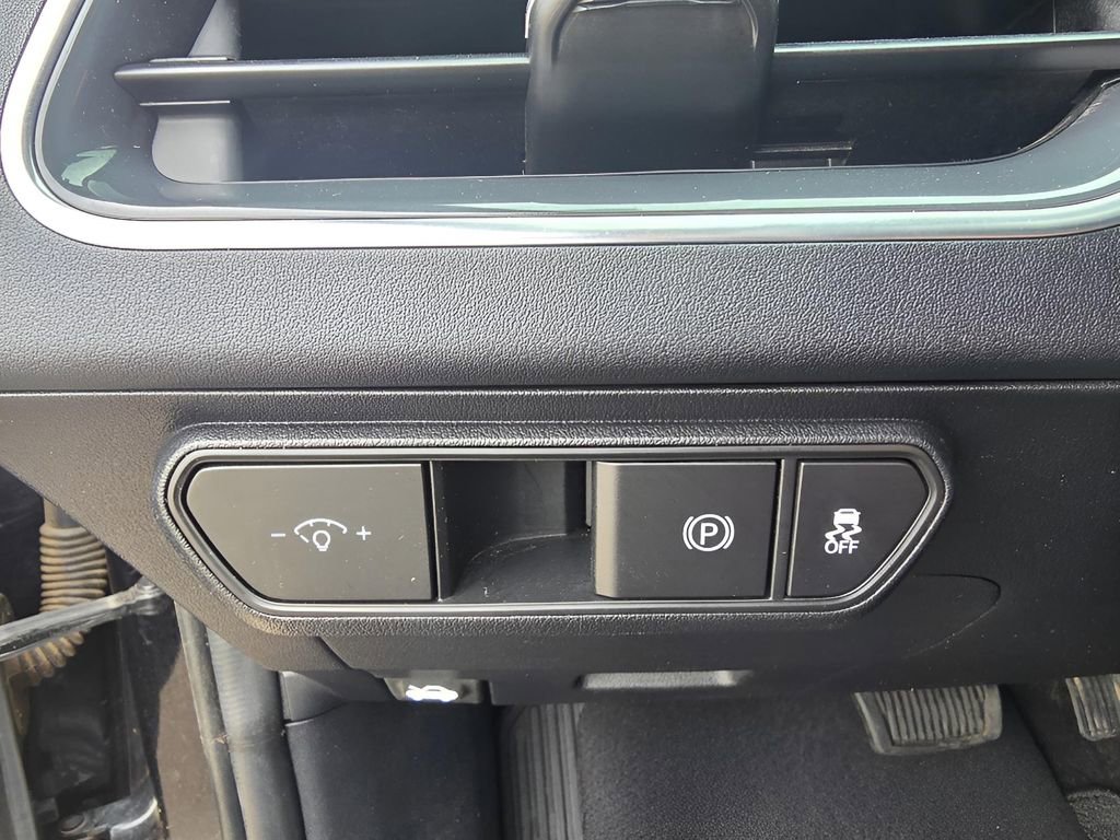 Used 2025 Kia K4 EX image 25