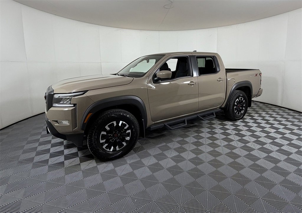 Used 2023 Nissan Frontier Pro-X w/ Technology Package image 2