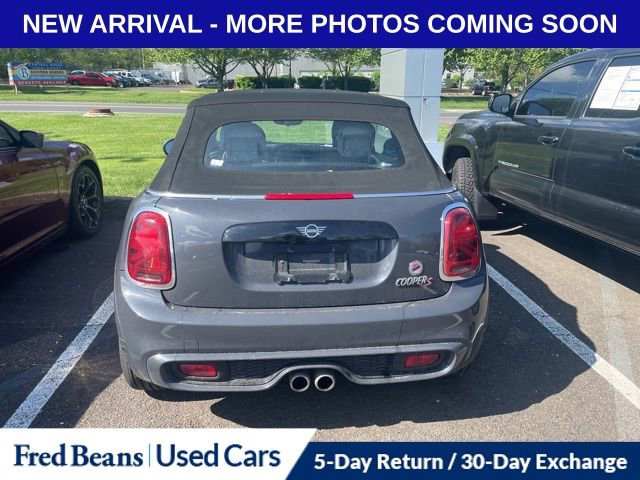Used 2019 MINI Cooper S w/ Signature Upholstery Package FWD image 6