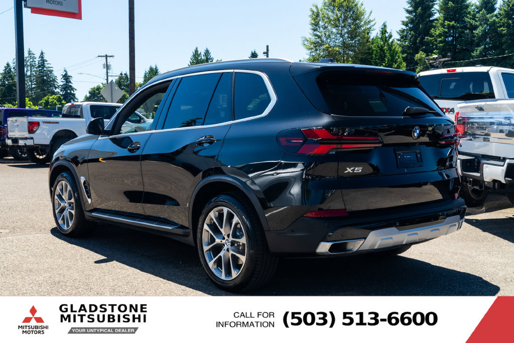 Used 2026 BMW X5 xDrive40i w/ Premium Package AWD/4WD image 5