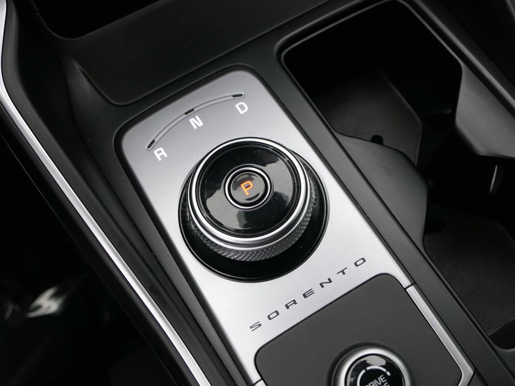 Used 2022 Kia Sorento S image 23