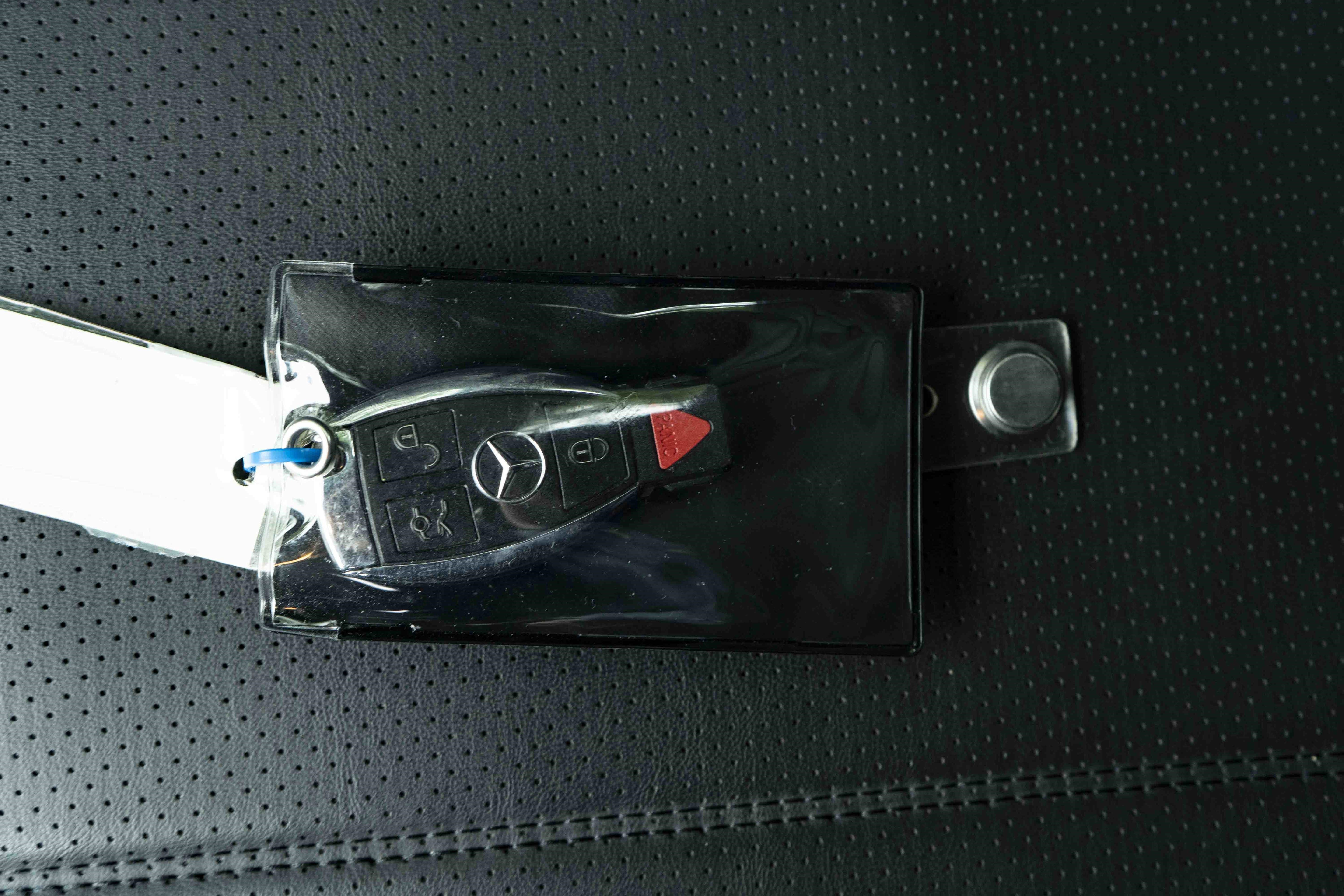 Used 2015 Mercedes-Benz E 350 4MATIC Sedan image 43