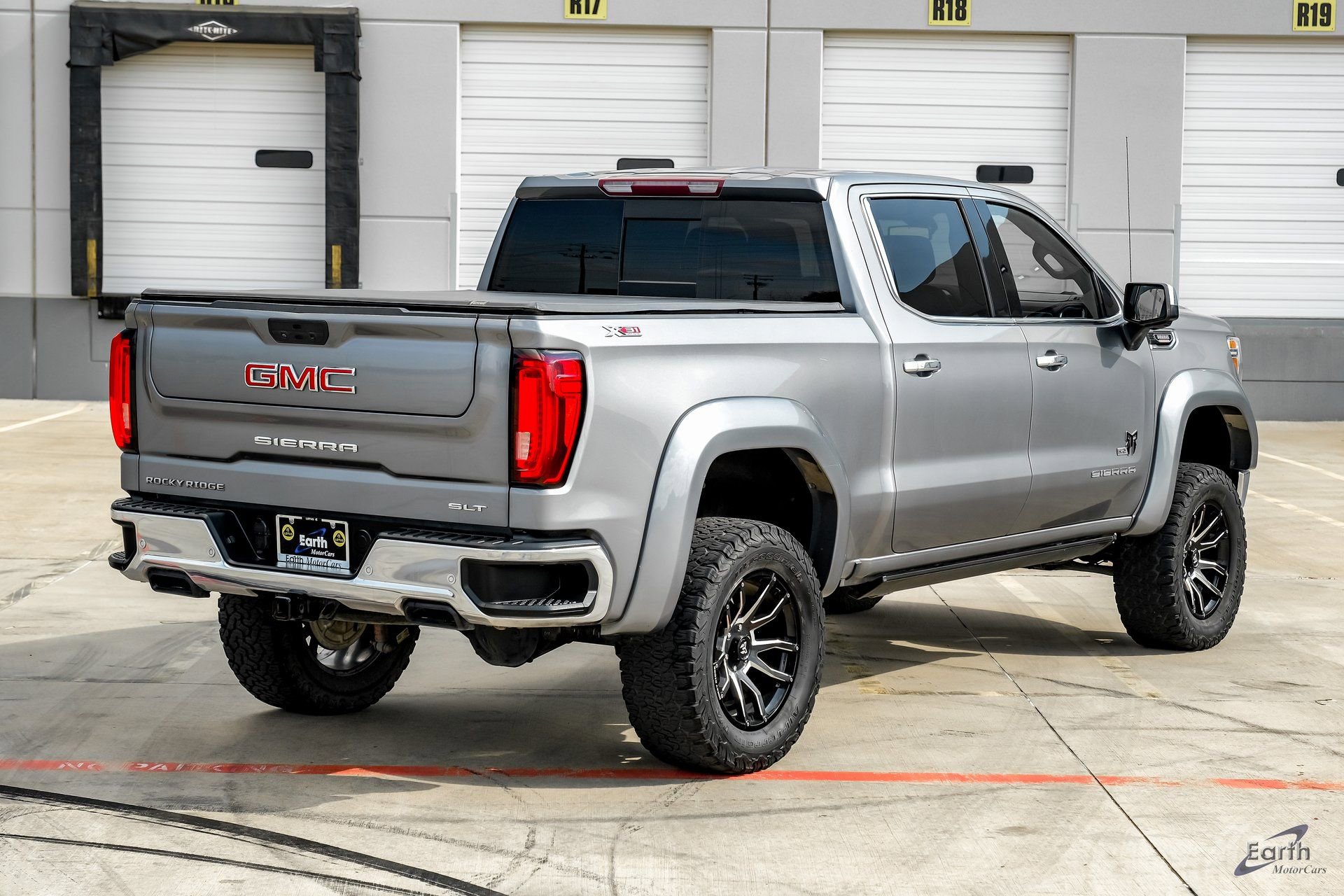 Used 2021 GMC Sierra 1500 SLT w/ SLT Premium Plus Package image 15