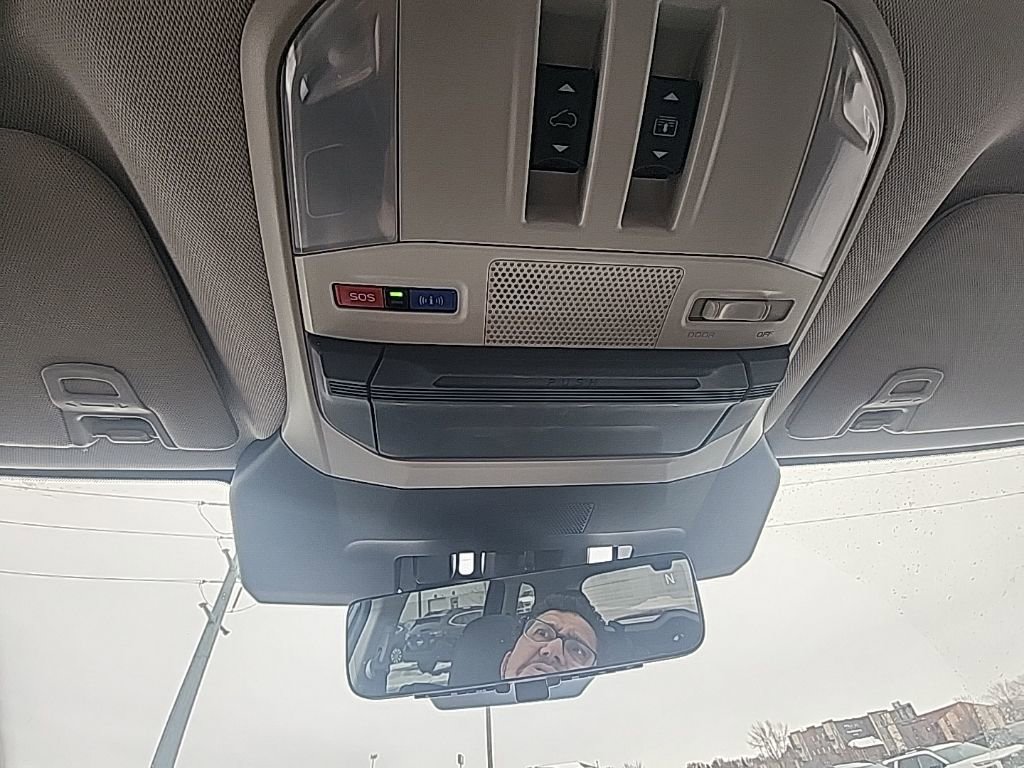 Used 2023 Subaru Ascent Touring image 19