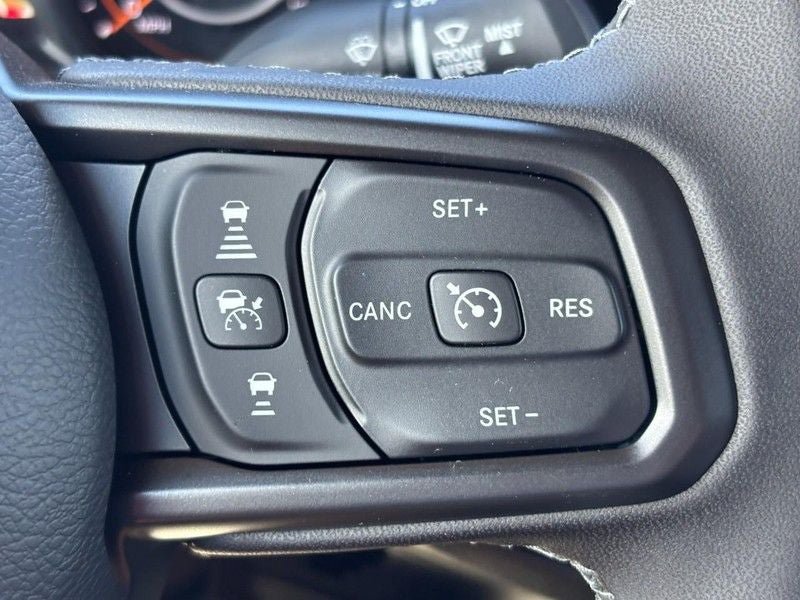 Used 2025 Jeep Wrangler Unlimited Sport AWD/4WD image 14