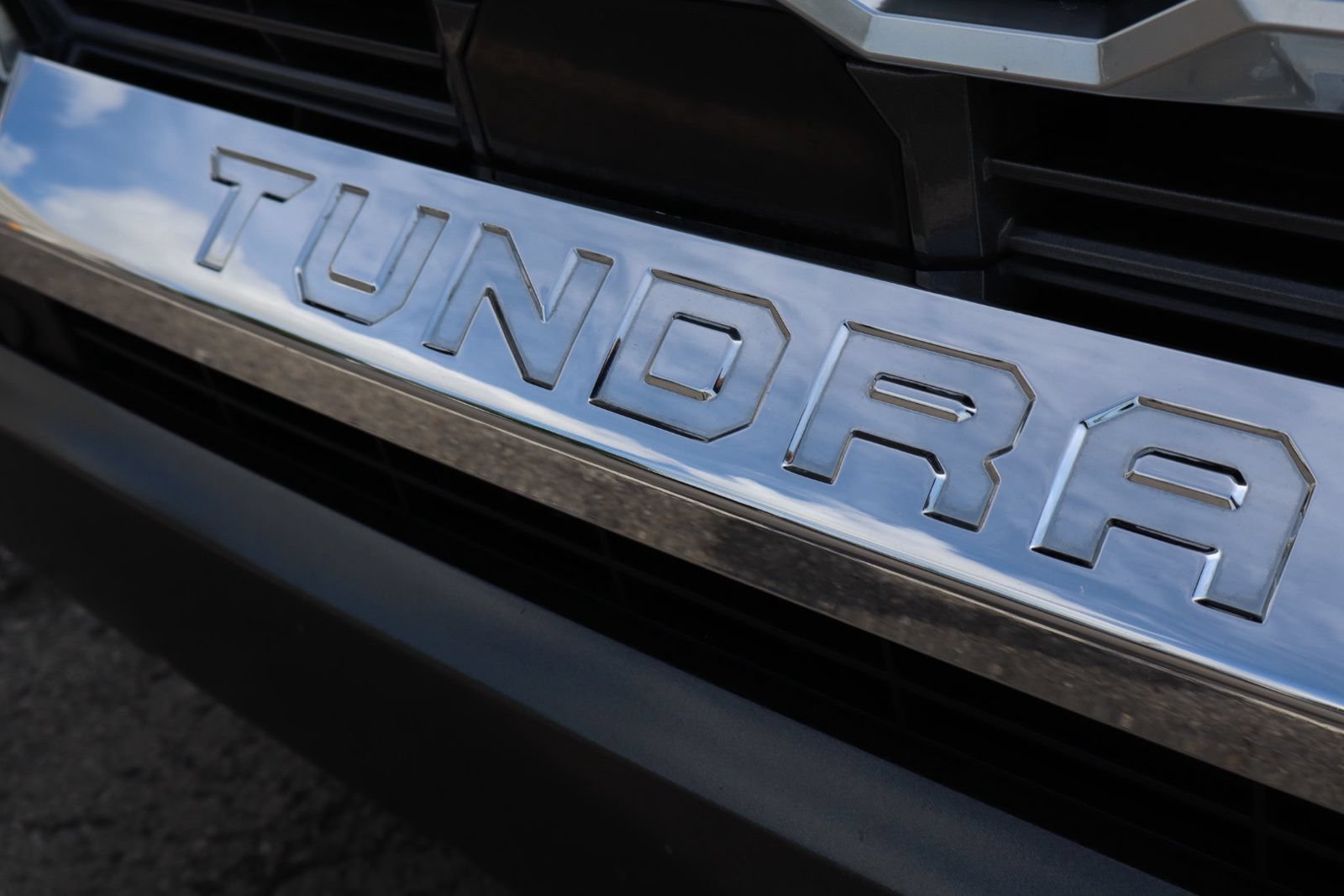 Used 2024 Toyota Tundra 1794 Edition AWD/4WD image 12