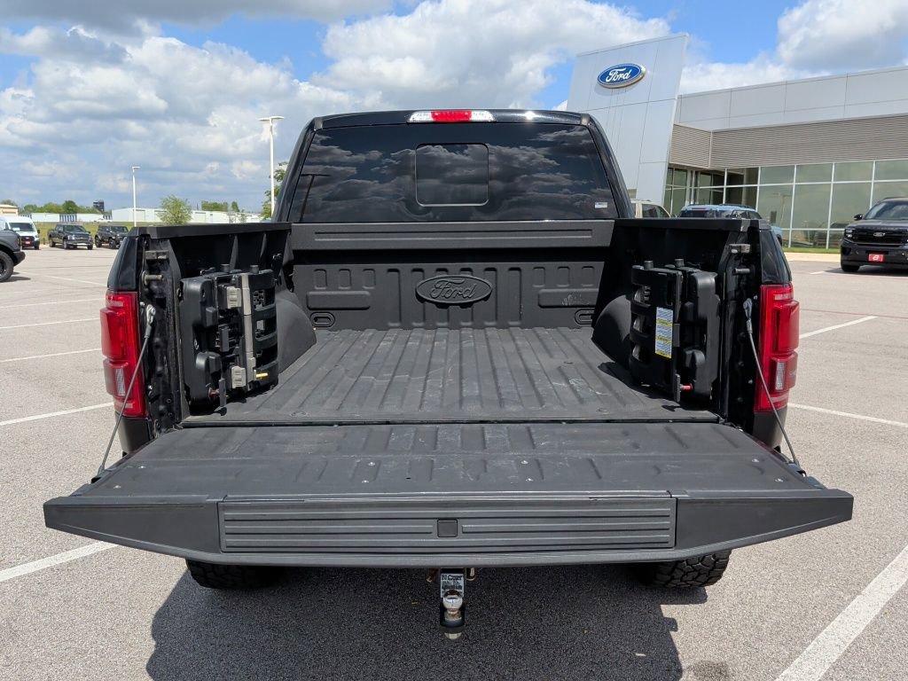 Used 2016 Ford F150 Platinum w/ Equipment Group 701A Luxury image 47