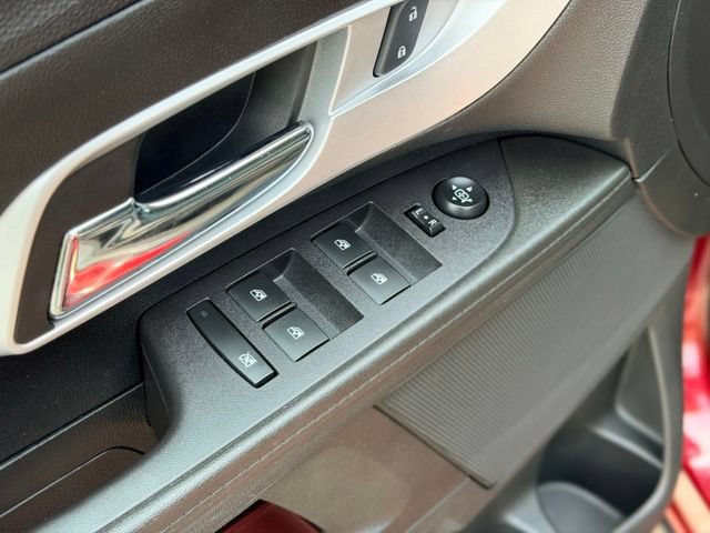 Used 2017 Chevrolet Equinox Premier w/ Enhanced Convenience Package FWD image 19