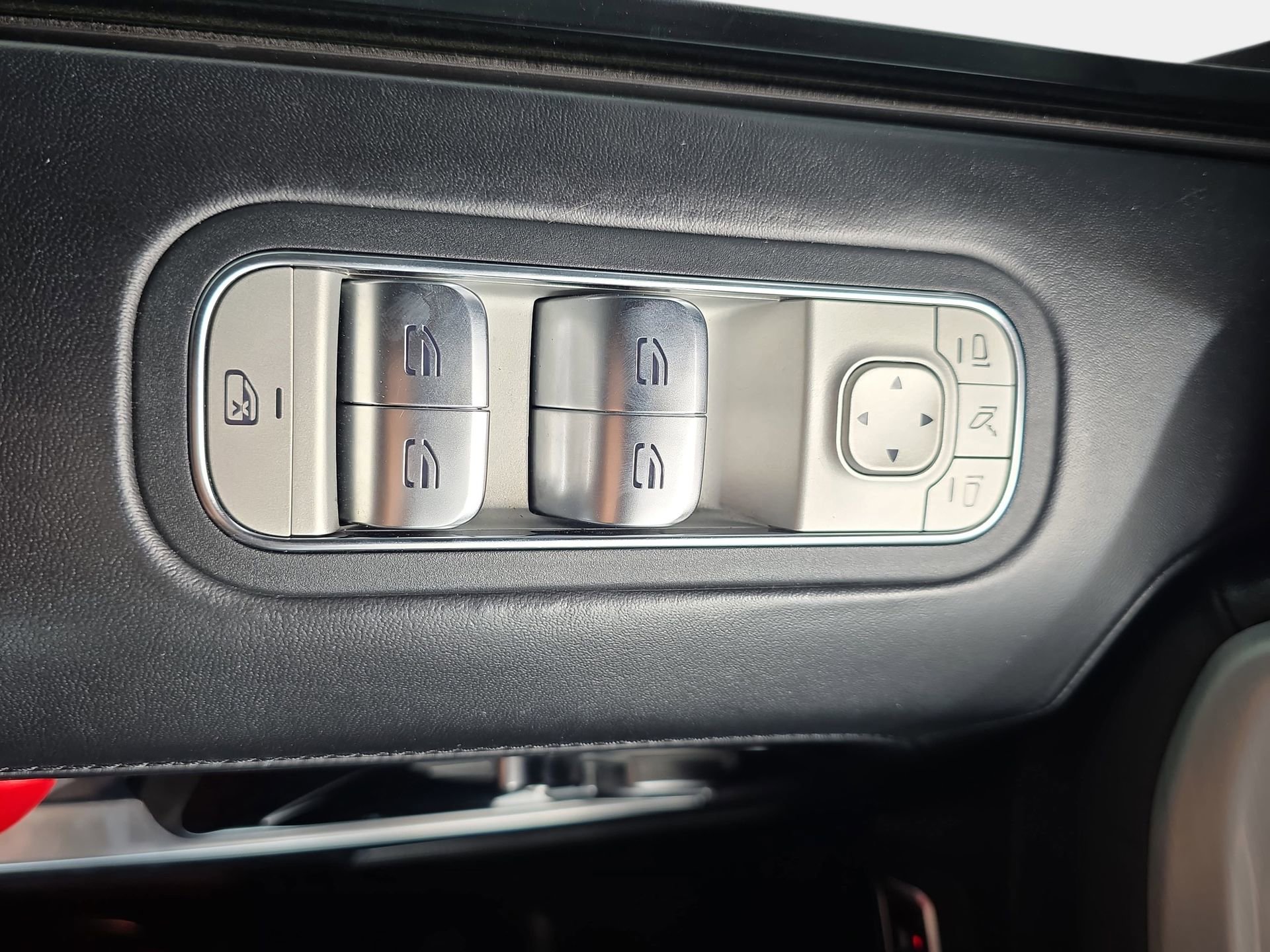 Certified 2022 Mercedes-Benz G 63 AMG 4MATIC image 26