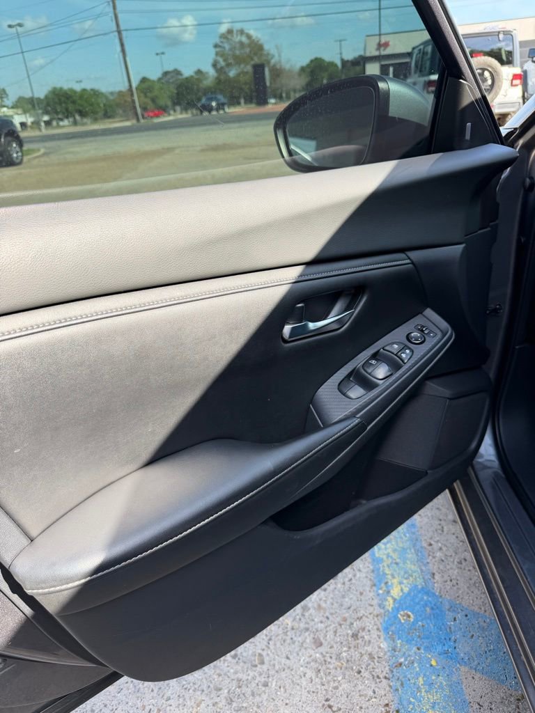 Used 2021 Nissan Sentra S image 10