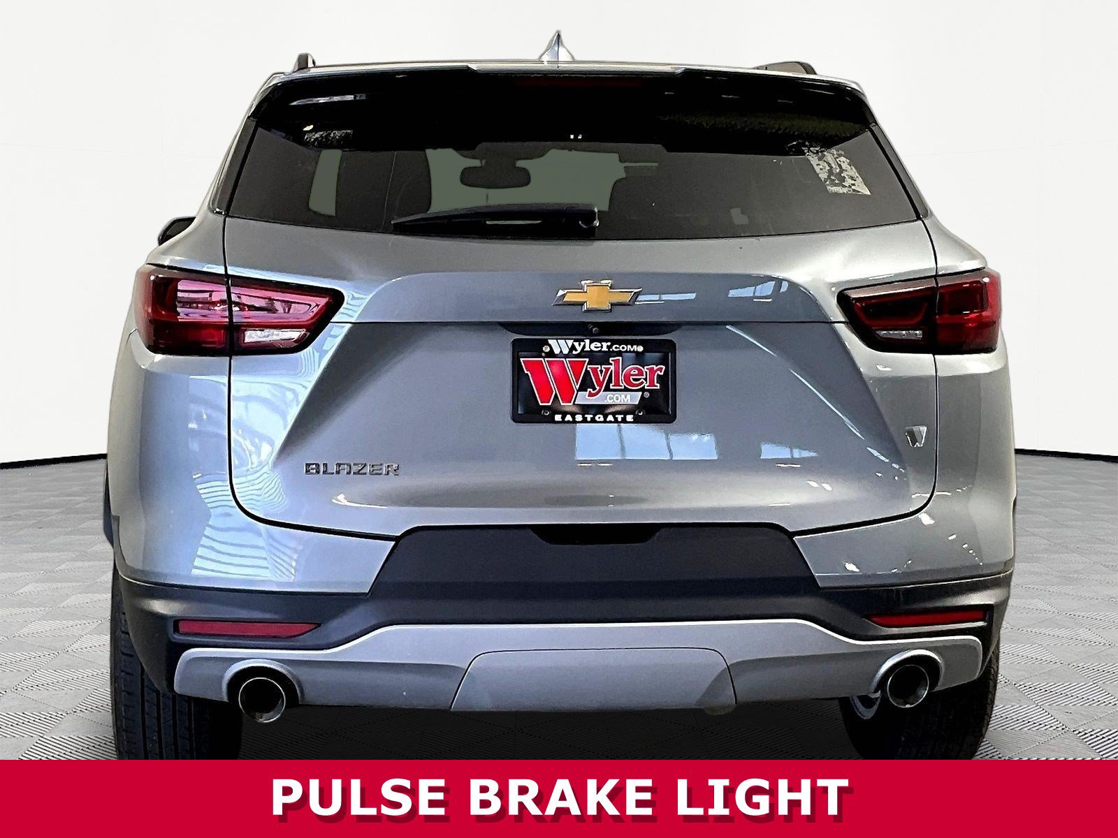 Used 2024 Chevrolet Blazer LT w/ Convenience Package FWD image 5