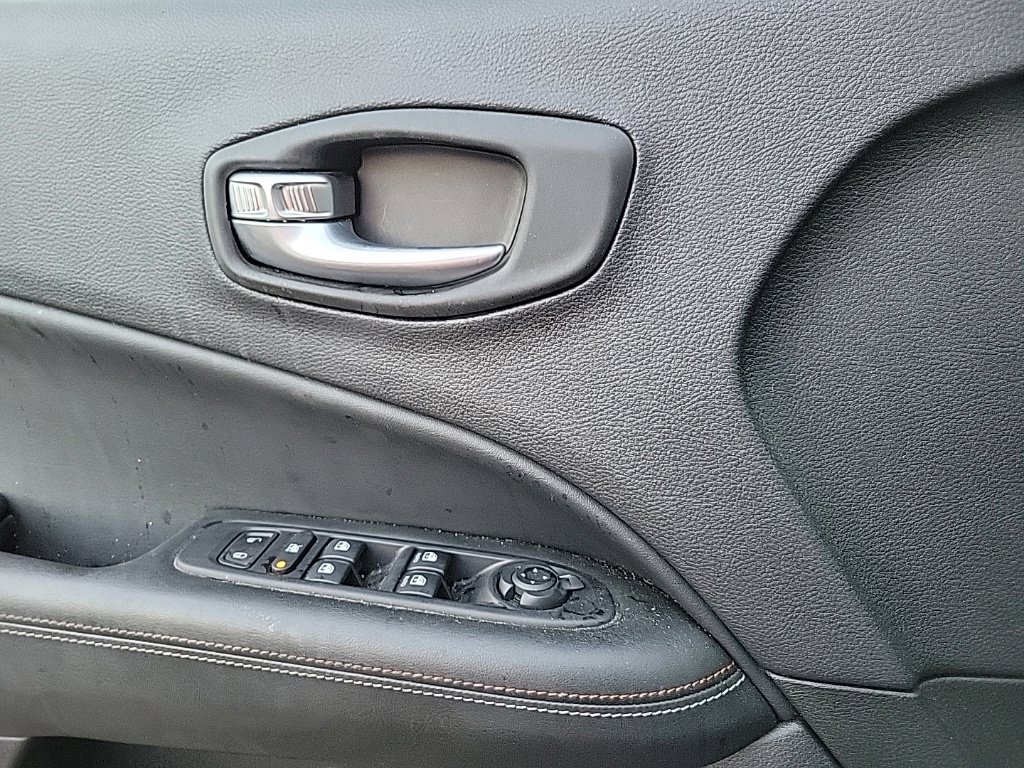 Used 2021 Jeep Compass Sport FWD image 12