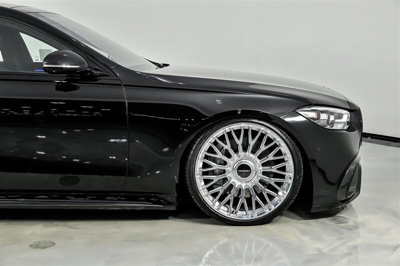 Used 2025 Mercedes-Benz S 580 4MATIC Sedan image 15