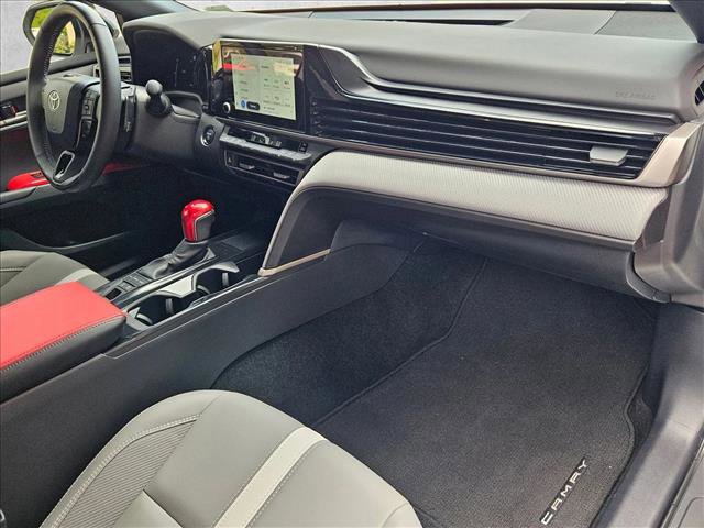 Used 2025 Toyota Camry SE FWD image 21