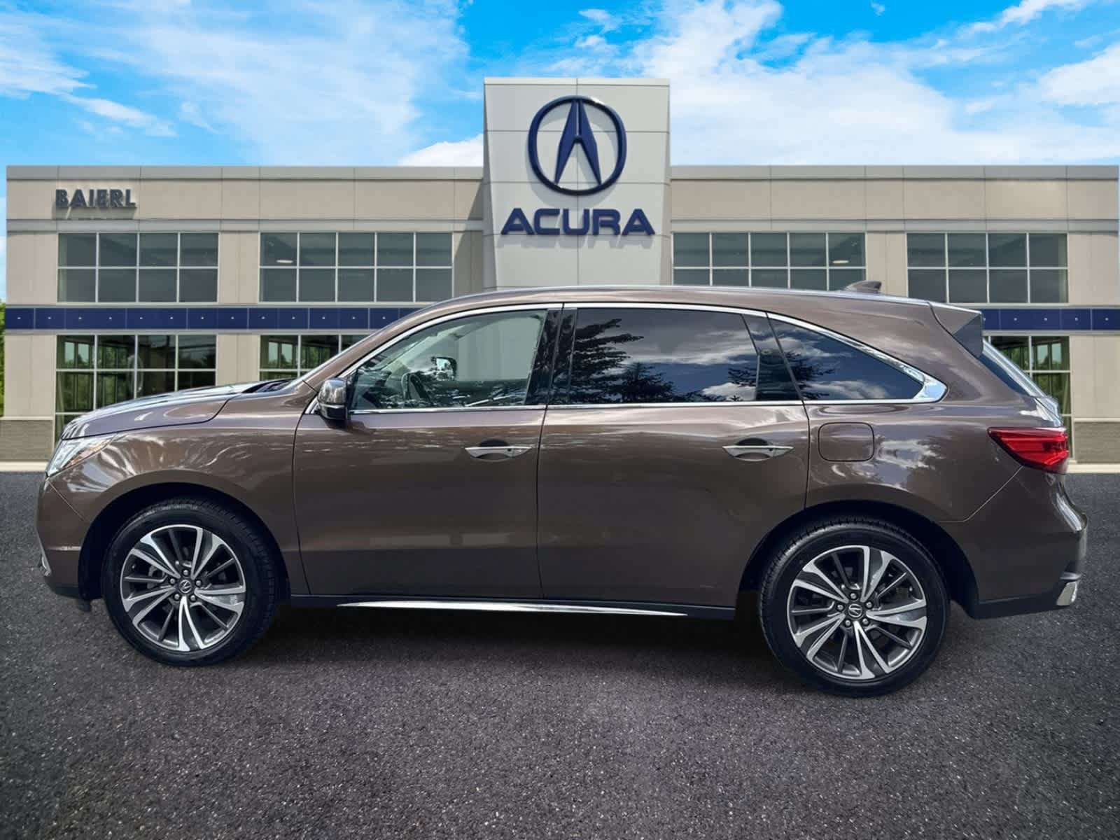 Used 2019 Acura MDX w/ Technology Package AWD/4WD image 2