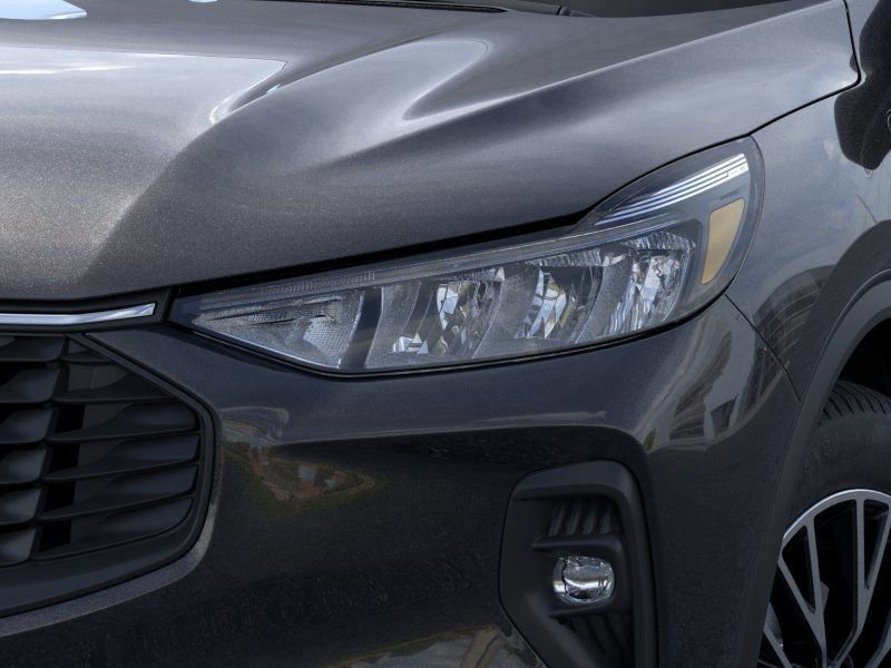 New 2025 Ford Escape SE image 18