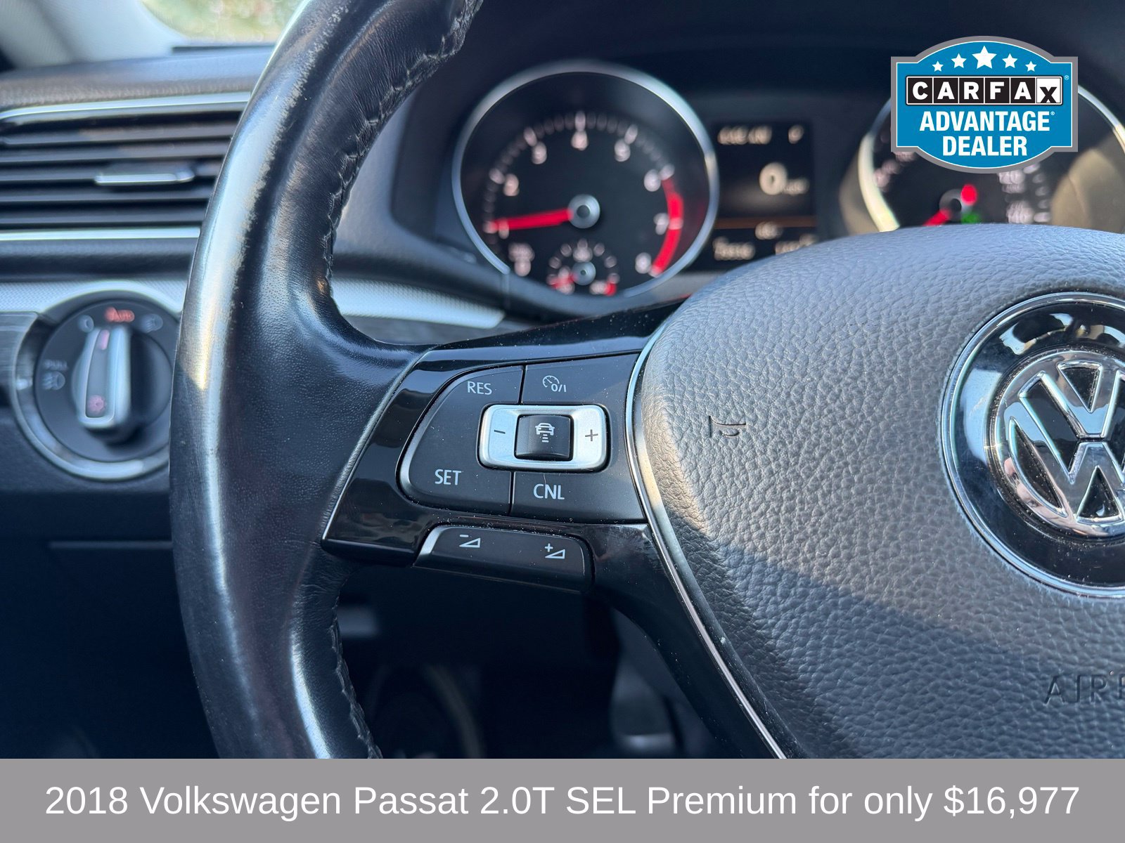 Used 2018 Volkswagen Passat 2.0T SEL Premium FWD image 15