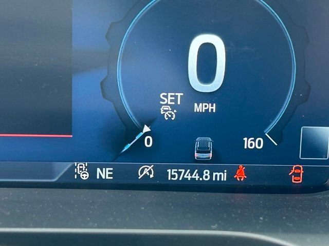 Used 2024 Ford Expedition Max Platinum AWD/4WD image 18