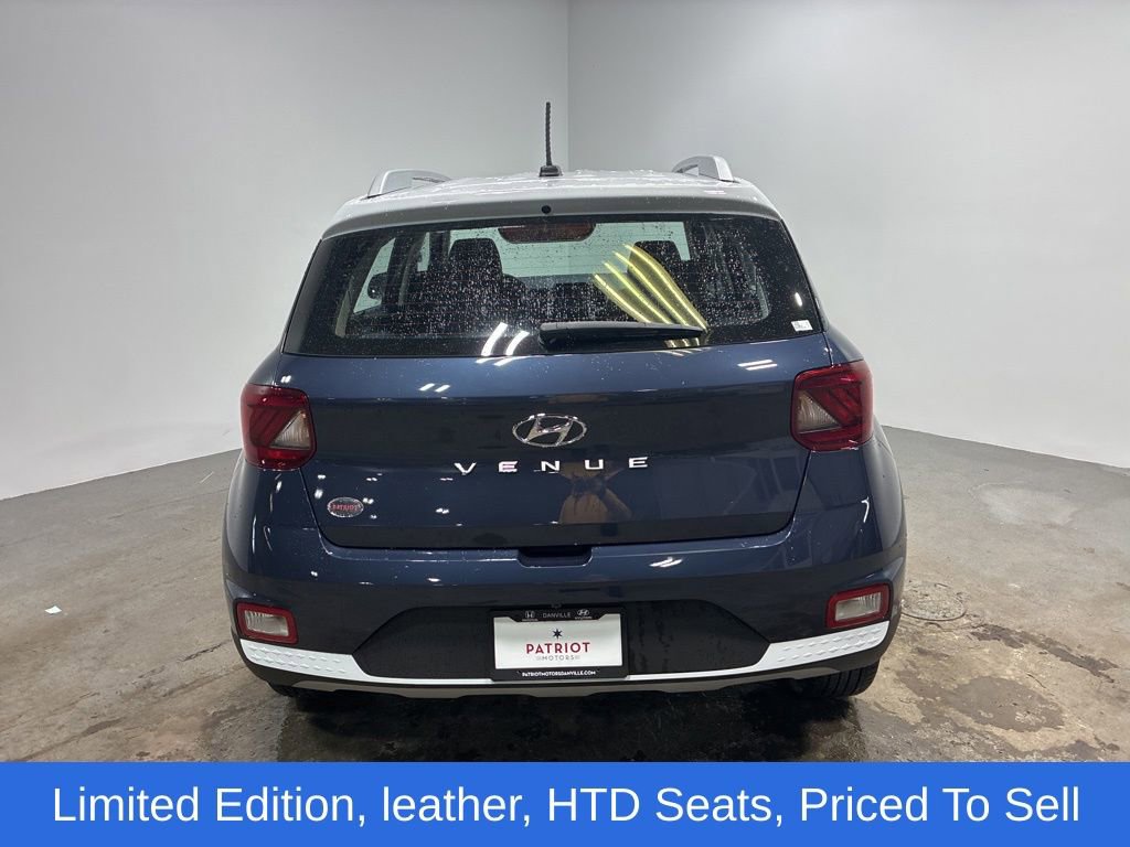 Used 2025 Hyundai Venue Limited image 6