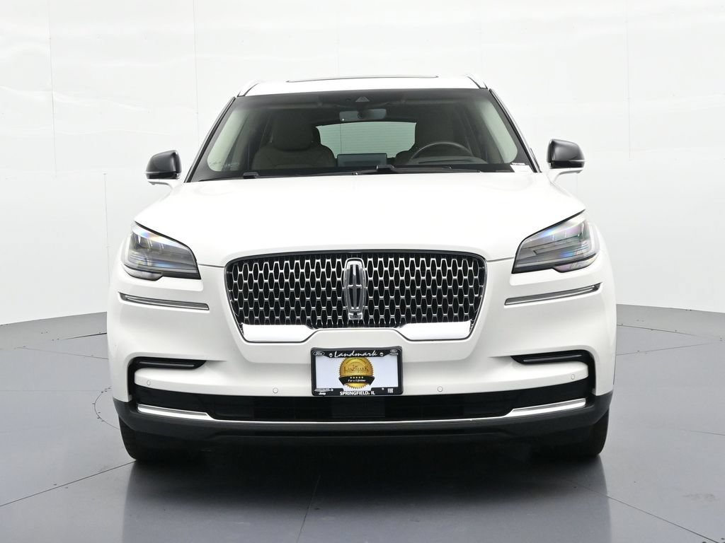 Used 2022 Lincoln Aviator Reserve w/ Equipment Group 201A AWD/4WD image 3
