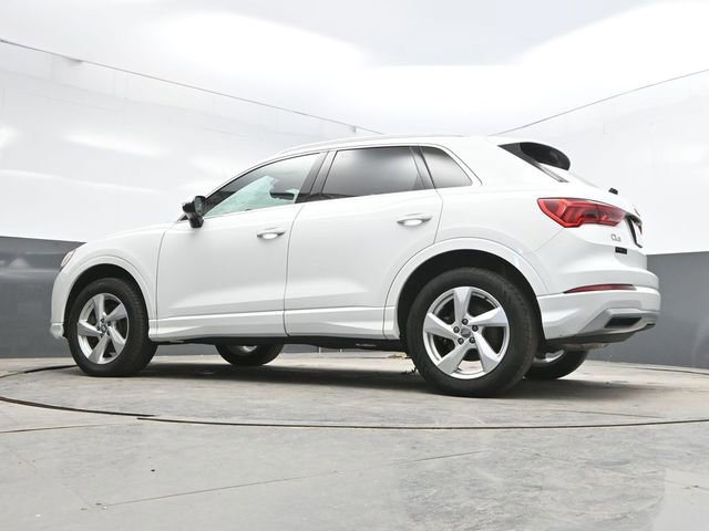 Used 2020 Audi Q3 2.0T Premium image 38