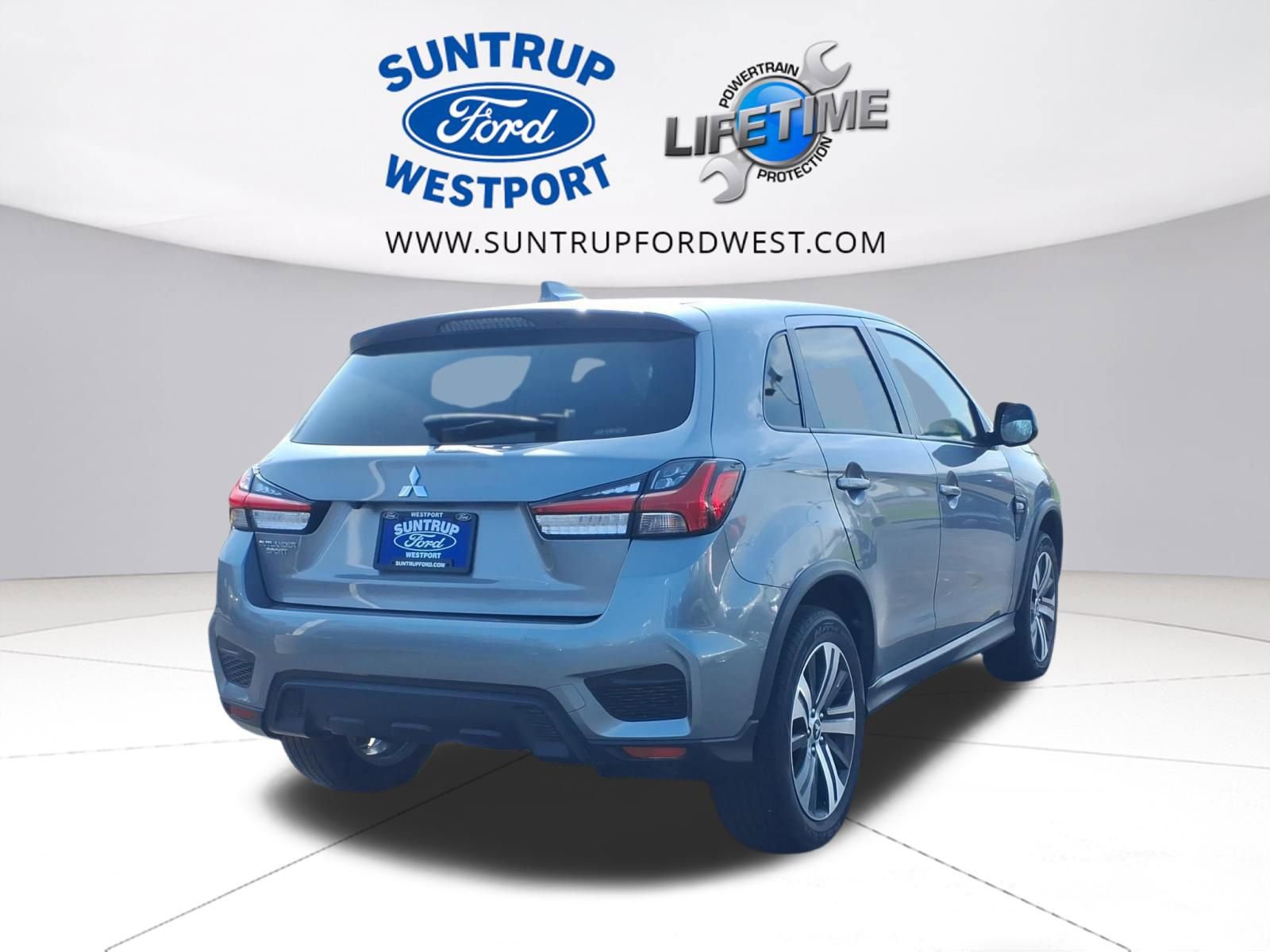 Used 2023 Mitsubishi Outlander Sport ES image 3