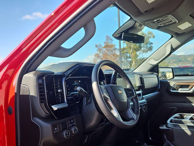 Used 2022 Chevrolet Silverado 1500 LT RWD image 10