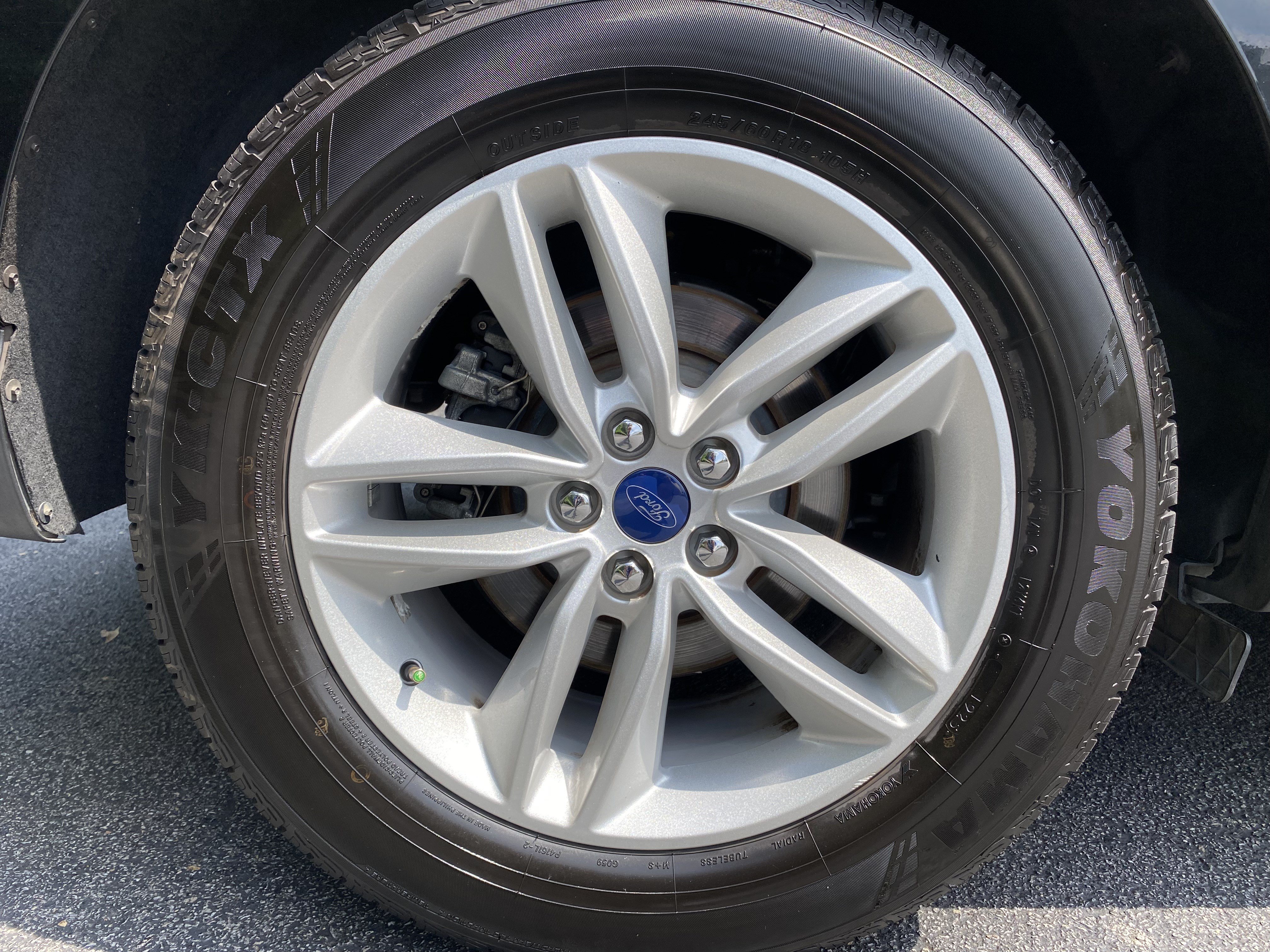 Used 2018 Ford Edge SEL FWD image 40