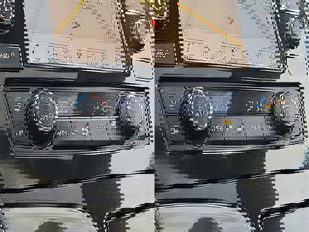 Used 2023 Nissan Maxima Platinum w/ Sport Mat Group image 15