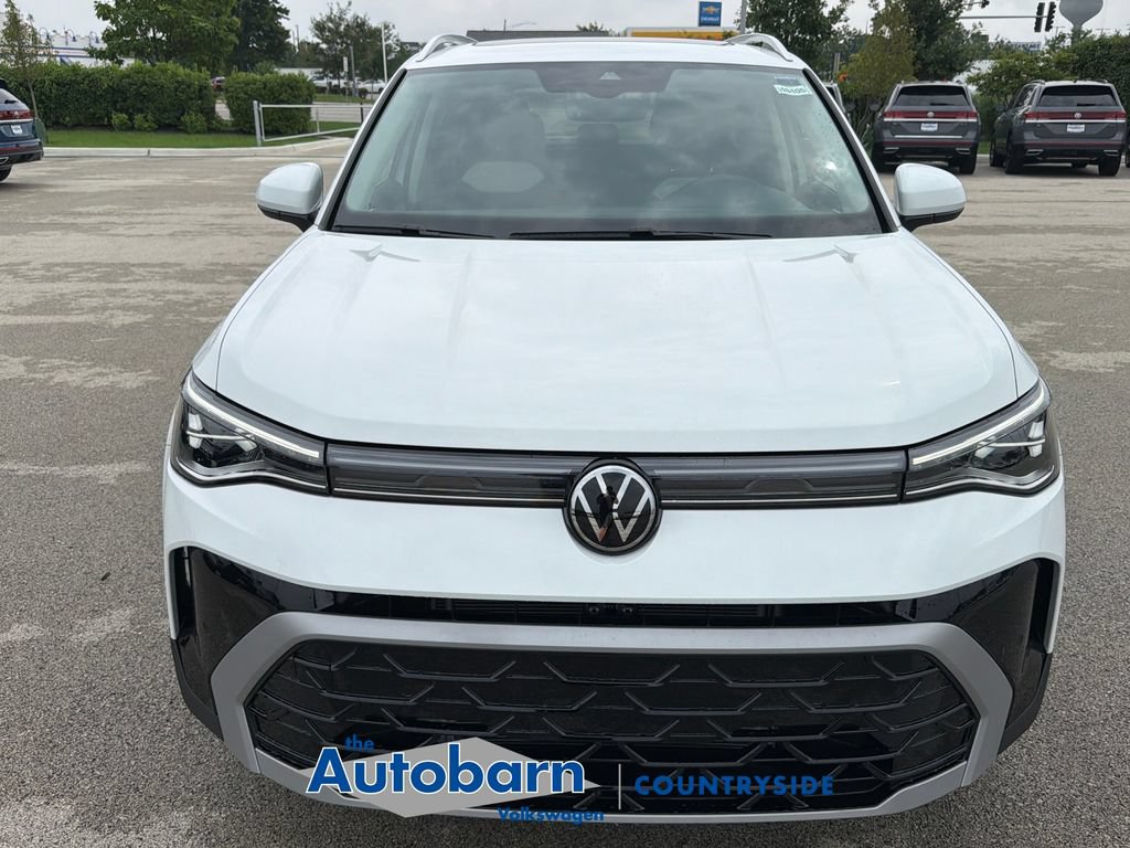 New 2026 Volkswagen Taos SEL AWD/4WD image 2