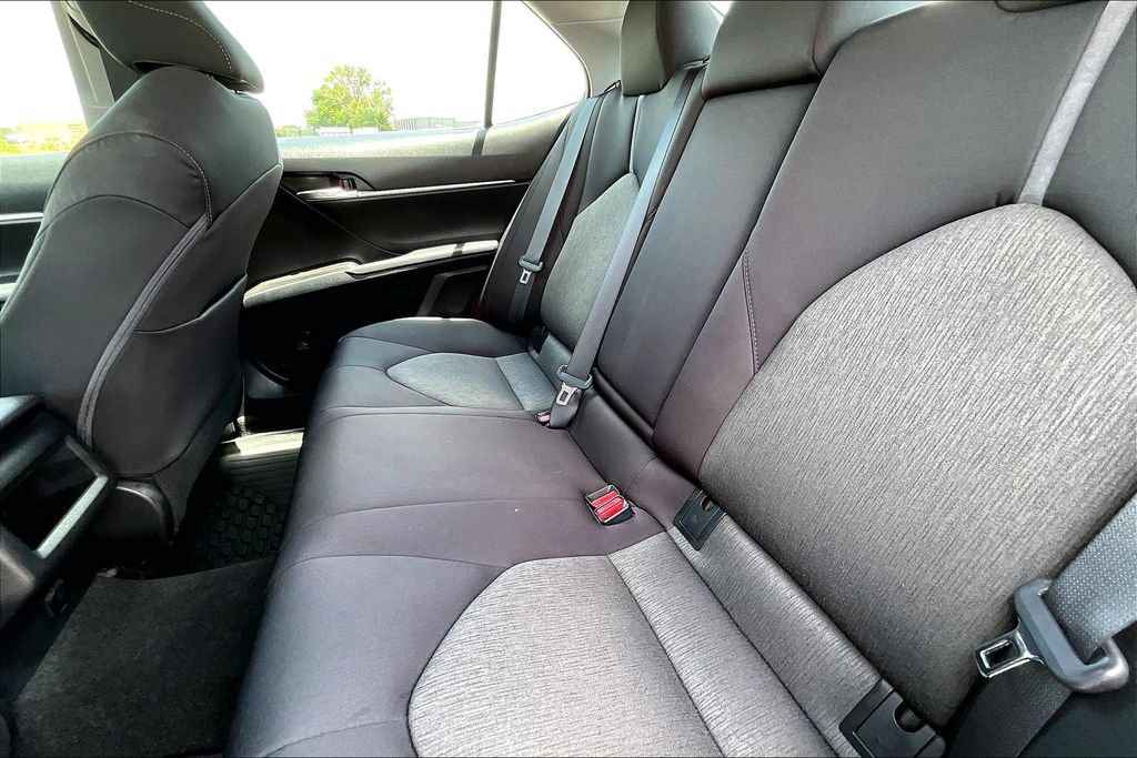 Used 2021 Toyota Camry LE w/ Protection Package (Q2) (TMS) FWD image 25