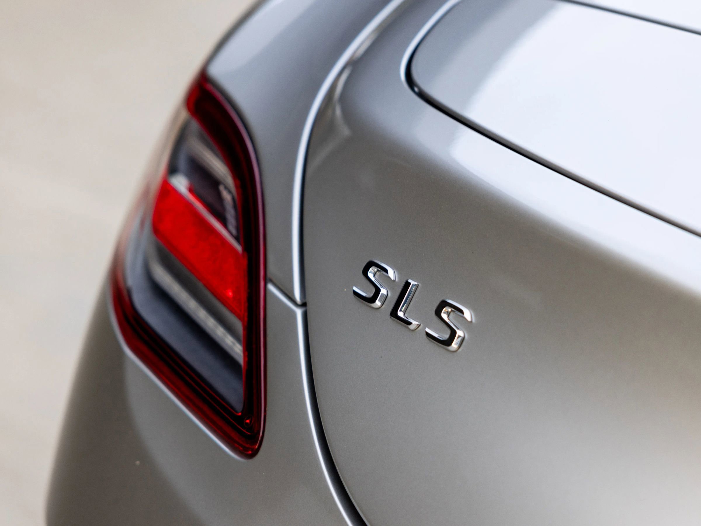 Used 2011 Mercedes-Benz SLS AMG Coupe image 36