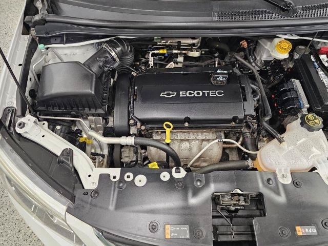 Used 2018 Chevrolet Sonic LT FWD image 34