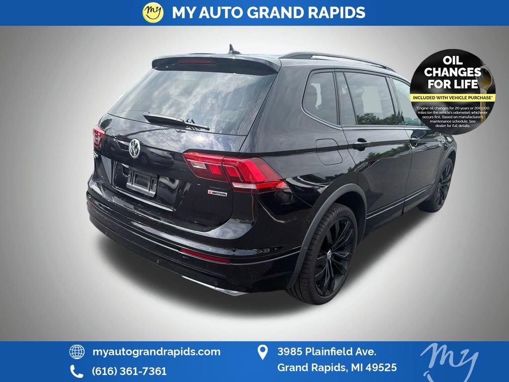 Used 2020 Volkswagen Tiguan SE R-Line w/ 3rd Row Seat Package AWD/4WD image 7